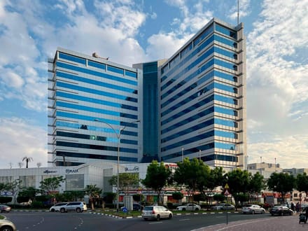 IT Plaza, Hayat Luxury Properties Office IT Plaza, Hayat Luxury Properties Office